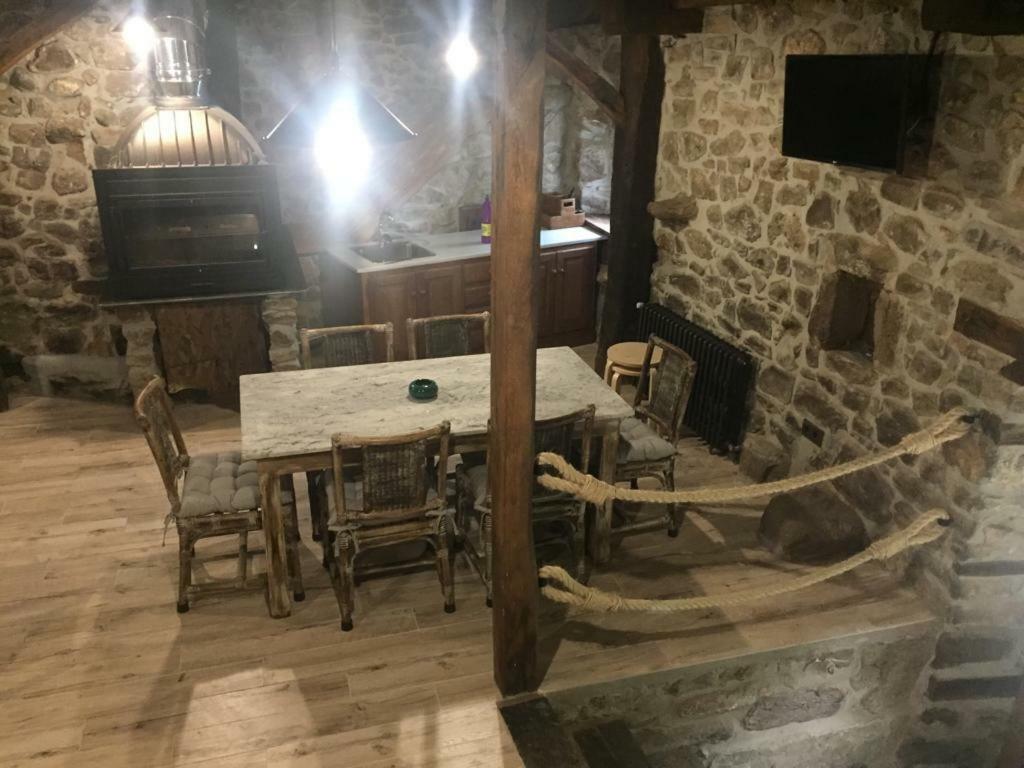 La Rama Del Castor Villa Espinama Buitenkant foto